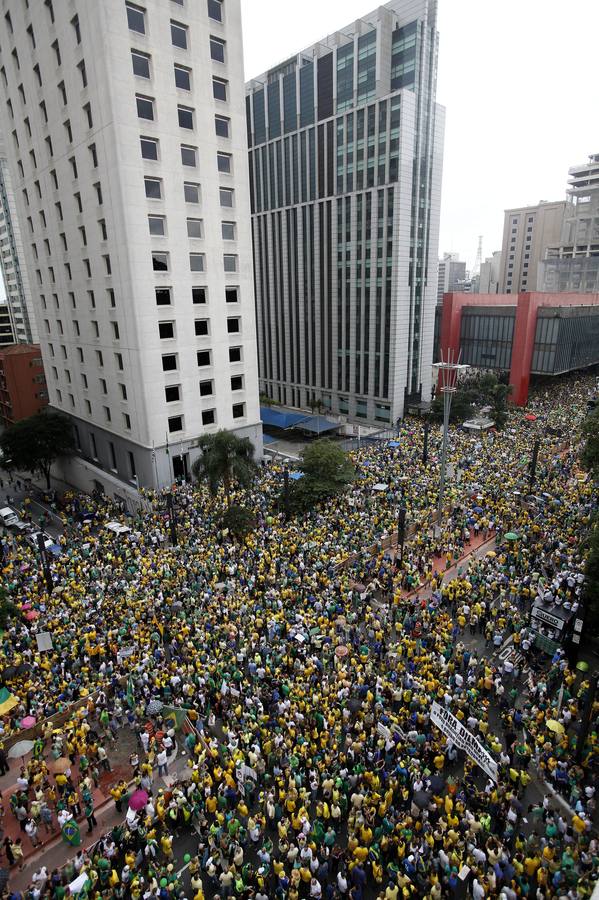 Protesta en Brasil contra Dilma