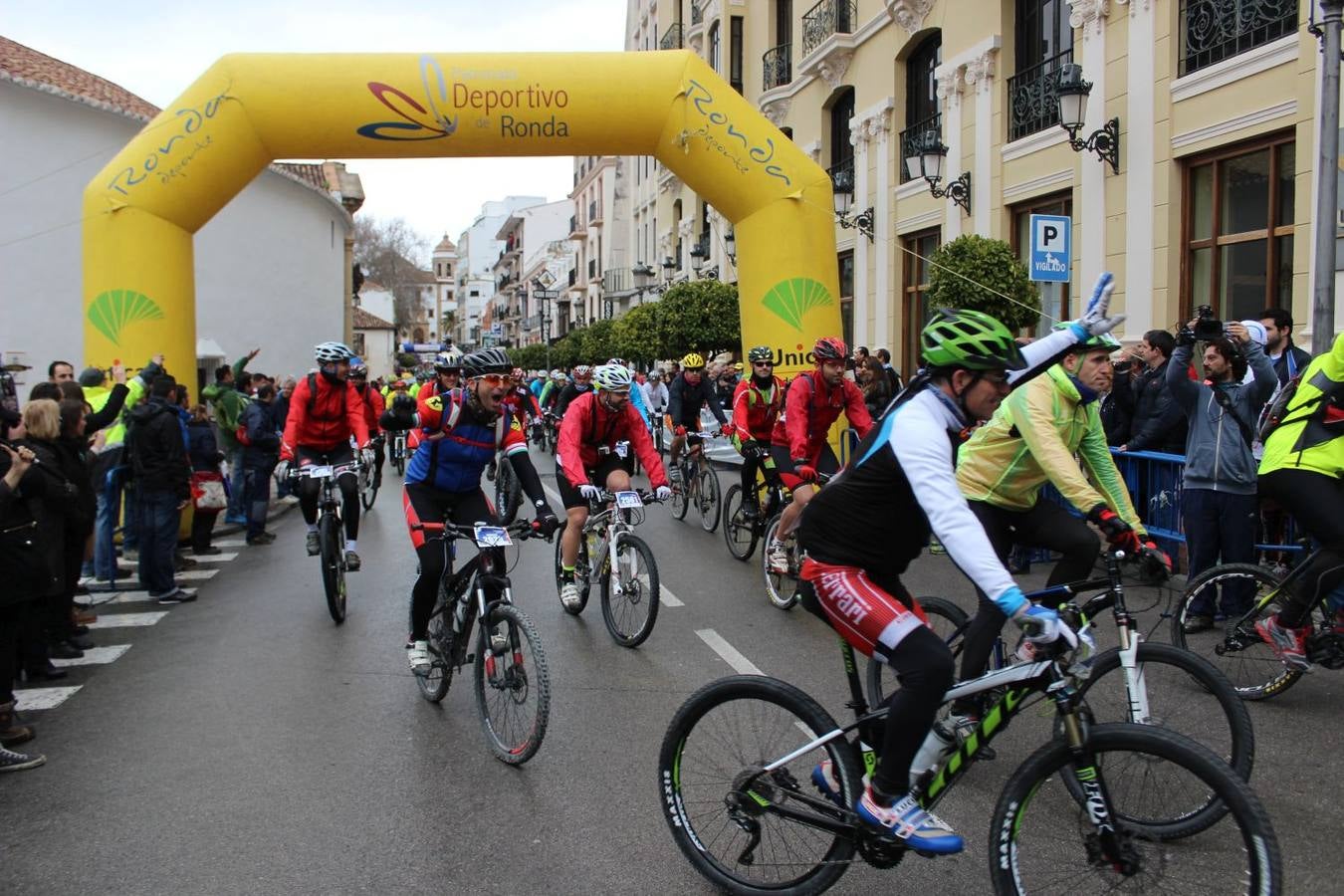 El Homenaje a los 101 kilómetros de la Legión en Ronda, en imágenes