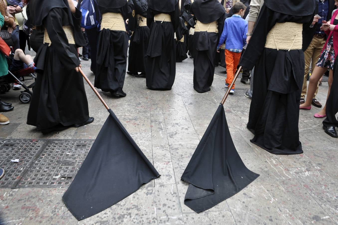 Las imágenes de la Santa Cruz en su desfile procesional