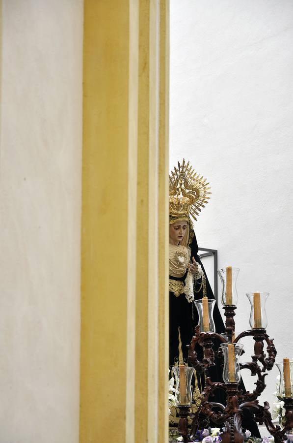 Las imágenes de la Santa Cruz en su desfile procesional