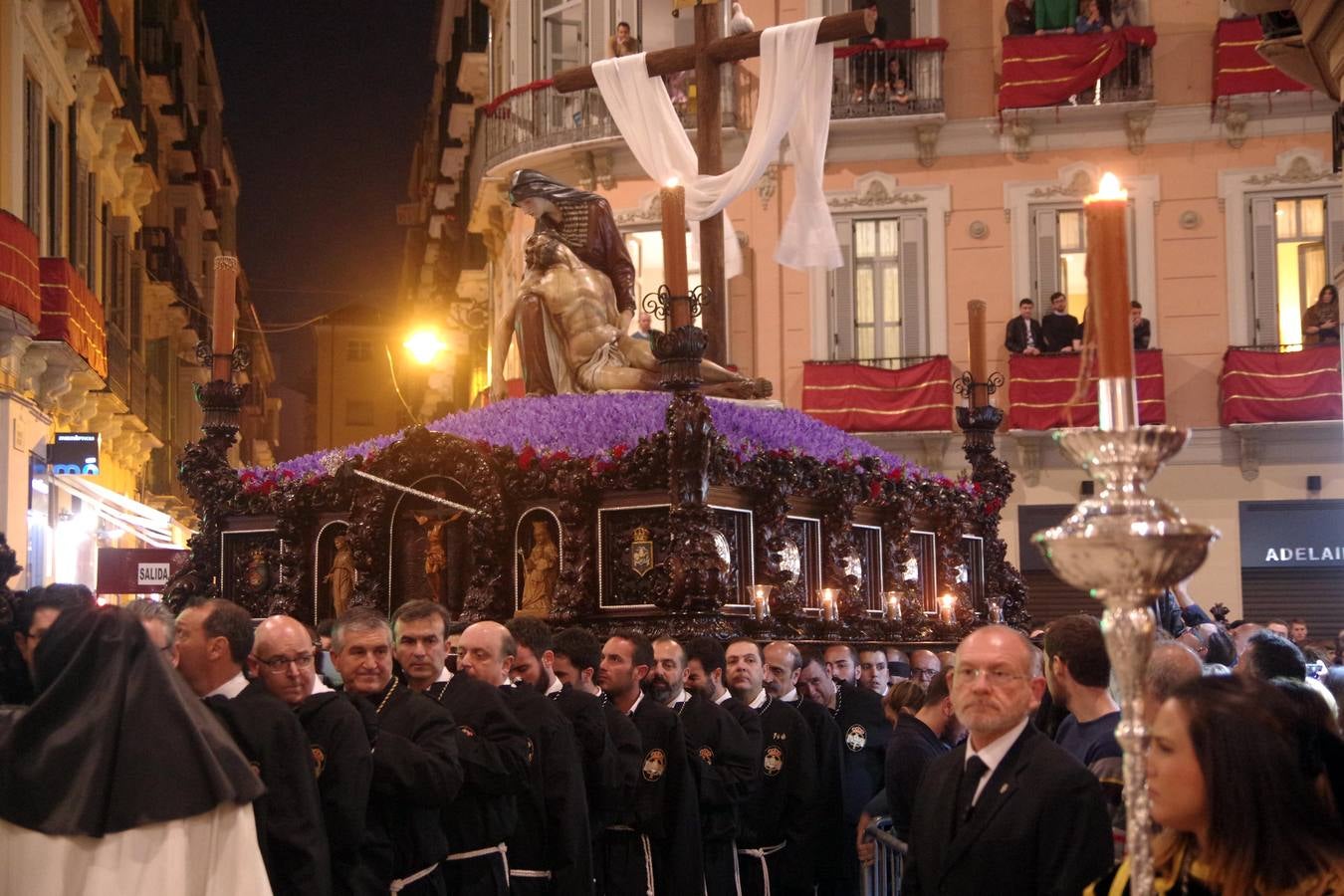 Piedad, en la calle