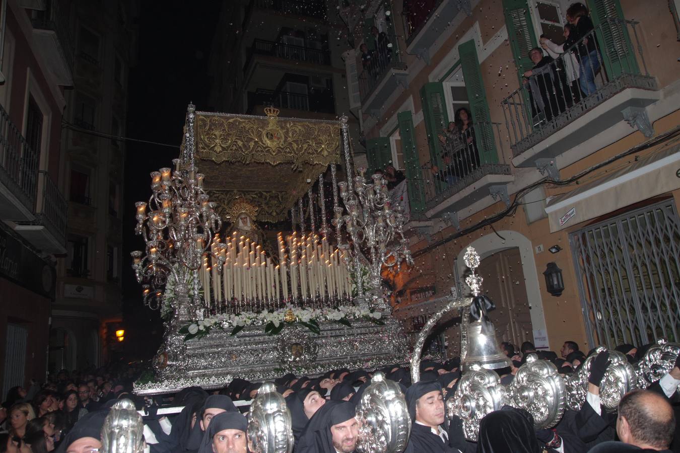 El Sepulcro, en procesión