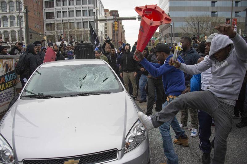 La policía de Baltimore en el ojo del huracán
