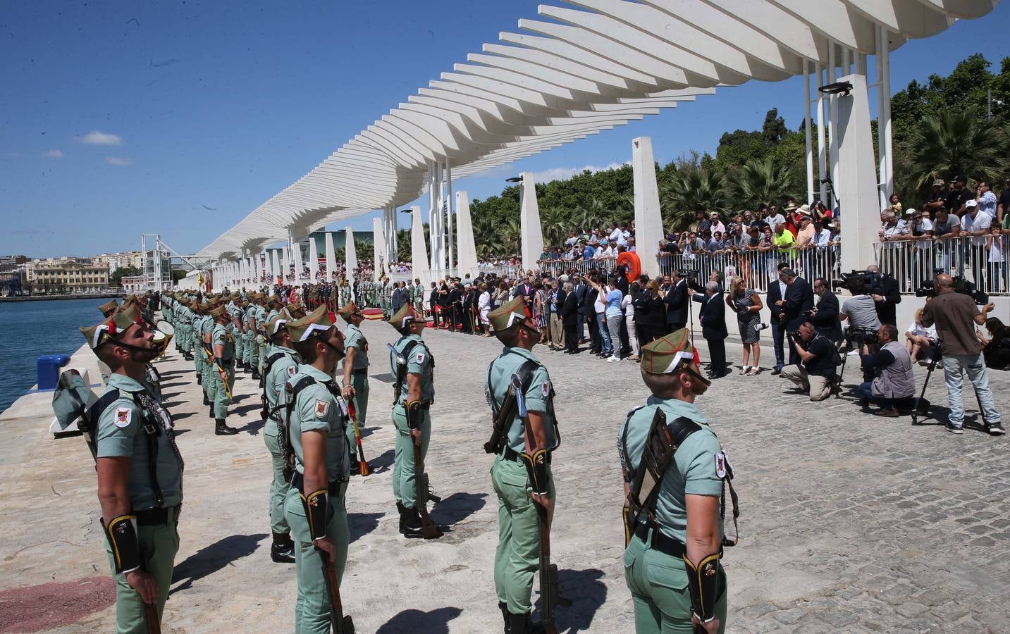 En fotos, el desfile de legionarios y militares de EEUU en el Puerto