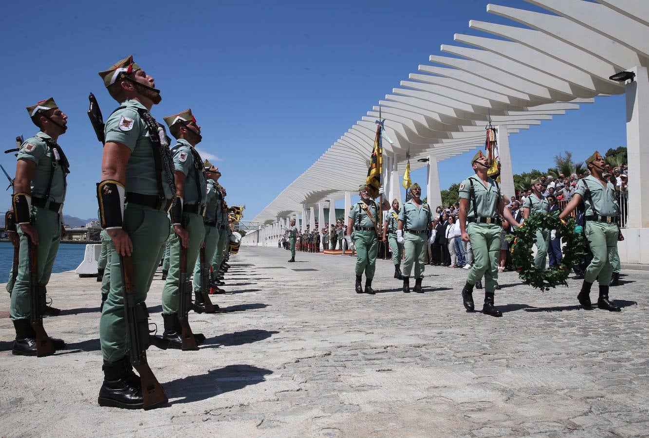 En fotos, el desfile de legionarios y militares de EEUU en el Puerto