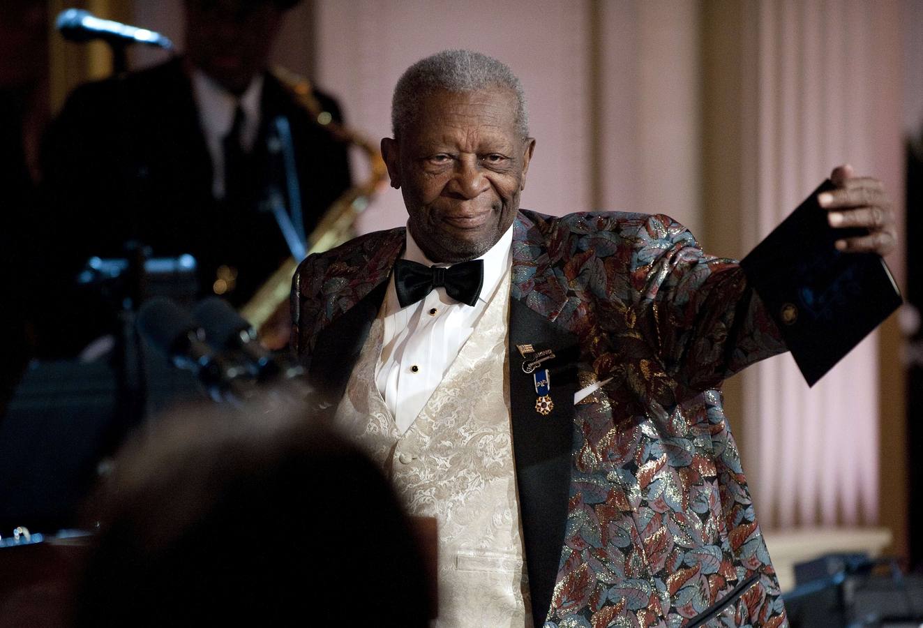 B. B. King, en el escenario que la Casa Blanca habilitó para un concierto, en 2012.