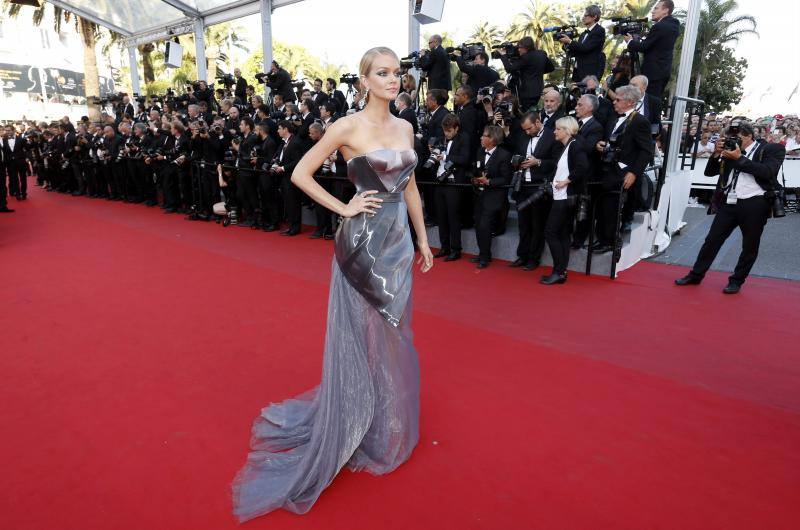 Modelos imposibles sobre la alfombra roja de Cannes