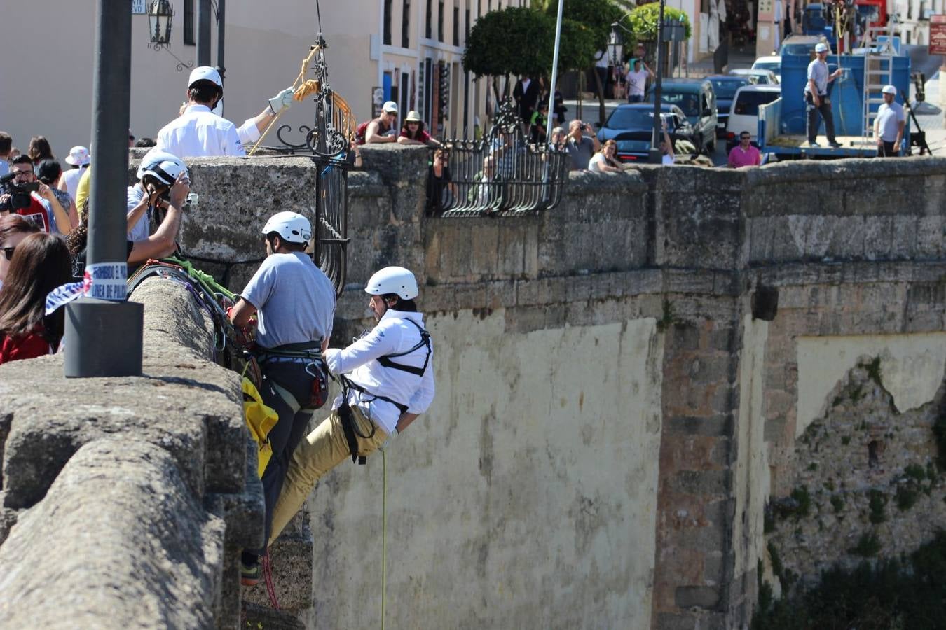 Famosos practican deportes de aventura en Ronda