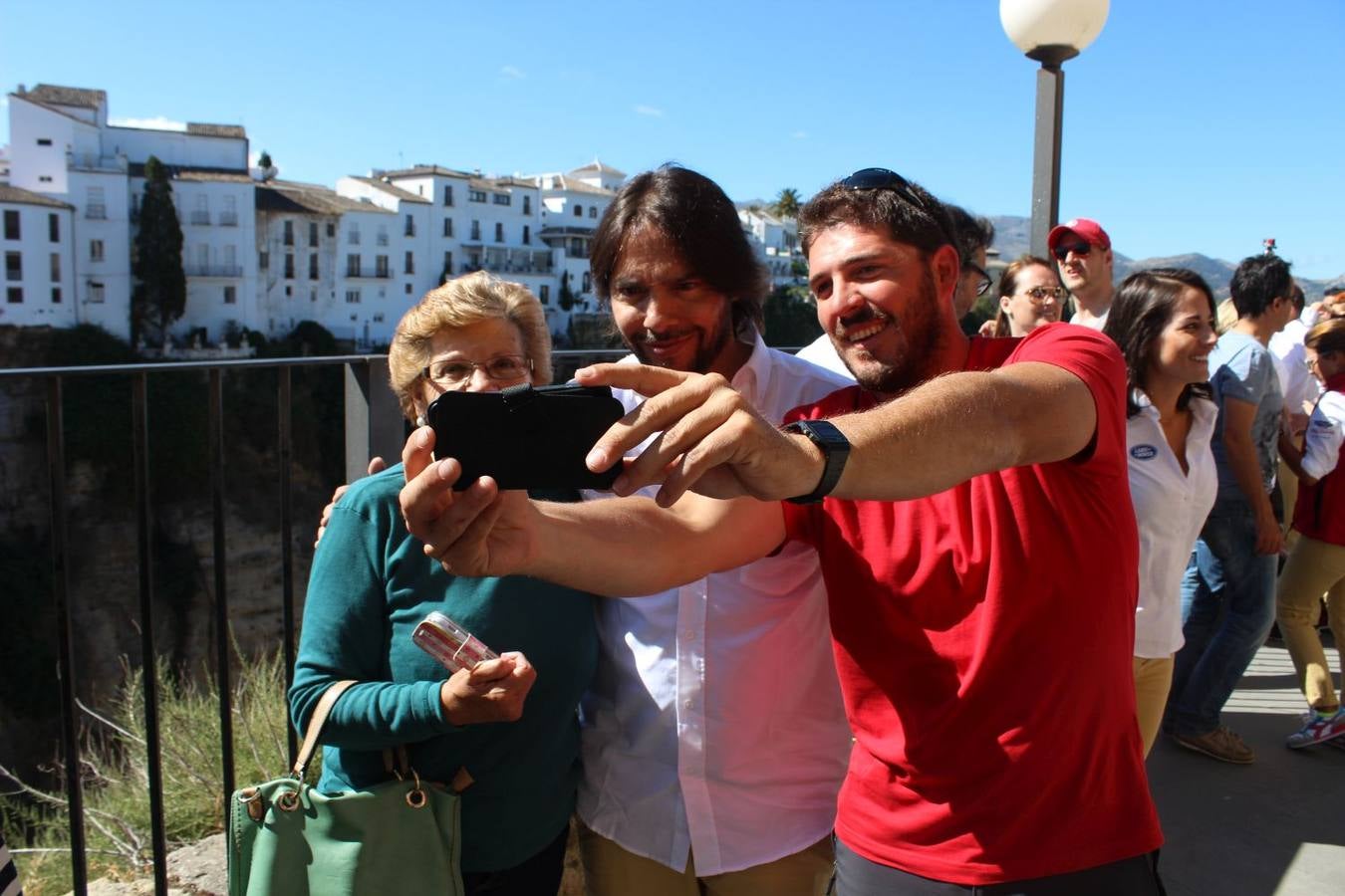 Famosos practican deportes de aventura en Ronda