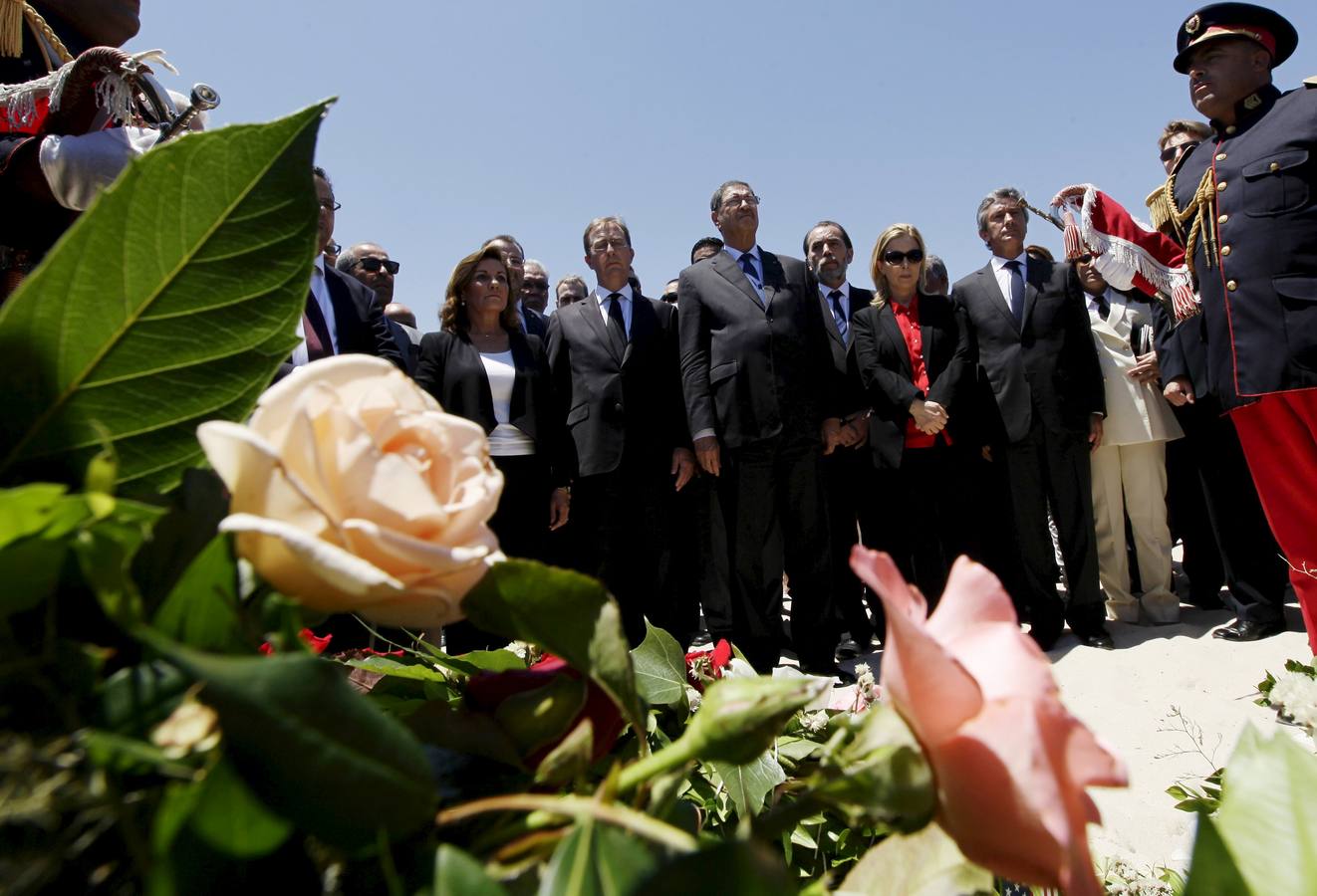 Minuto de silencio, una semana después de los atentados de Túnez