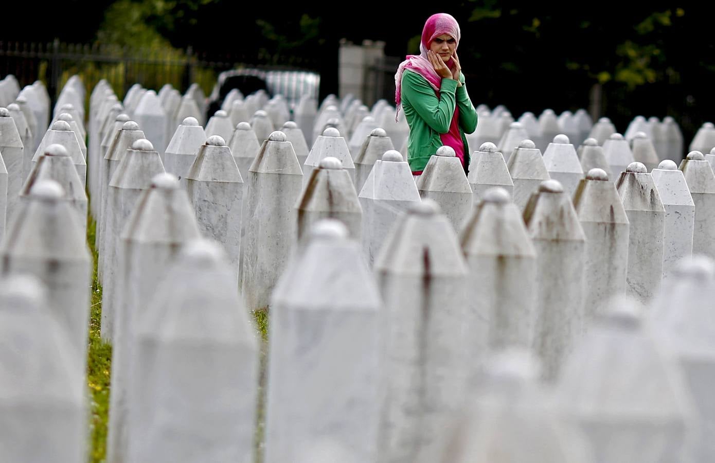 Familiares recuerdan víctimas de la masacre de Srebrenica