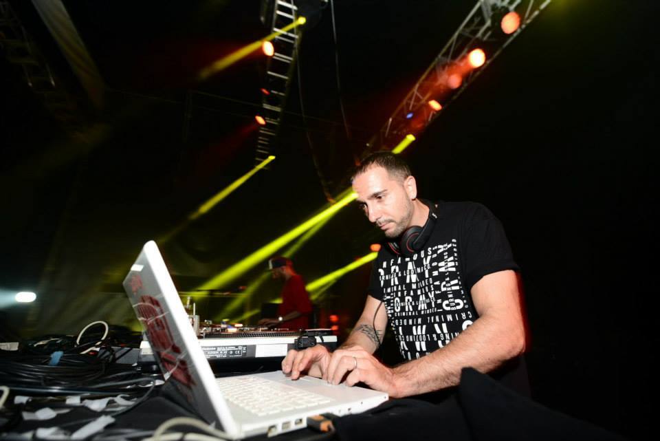 Las mejores imágenes del viernes del Weekend Beach Festival 2015 de Torre del Mar