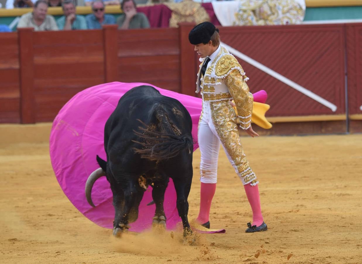 Triunfal regreso de los toros a Estepona