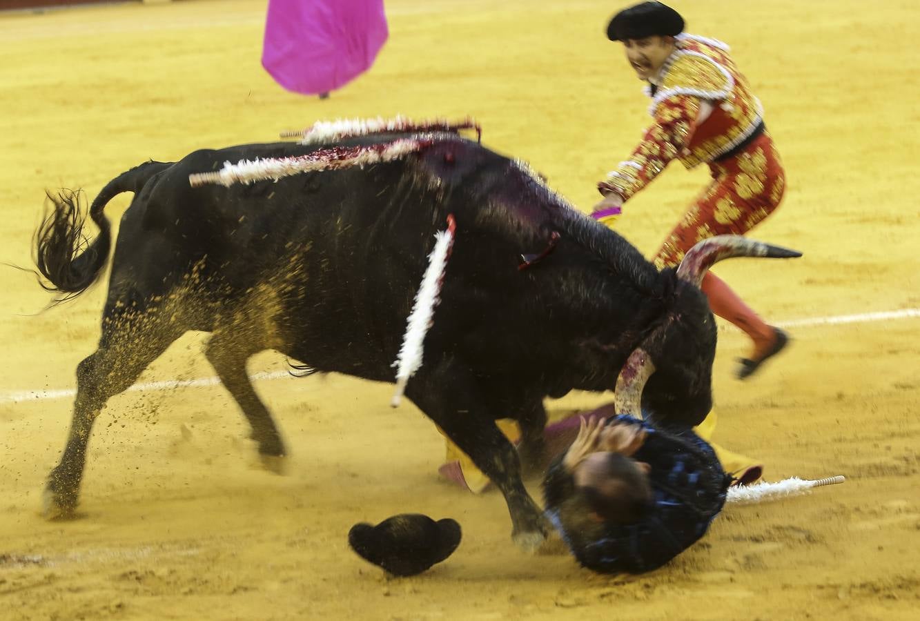 Así fue la corrida de toros de este sábado