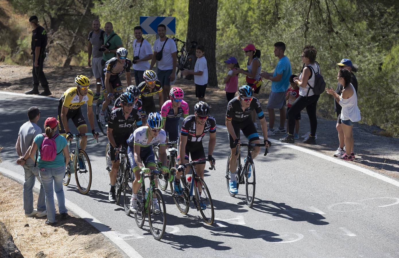 La segunda etapa de la Vuelta, en imágenes