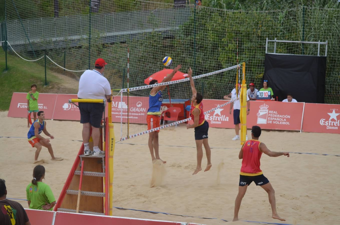 El Campeonato de España de voley-playa, en imágenes