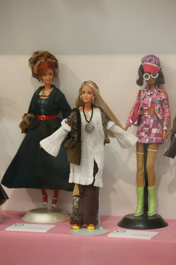 Las mejores fotos de la exposición &#039;Barbie y la historia de la moda&#039; (II)