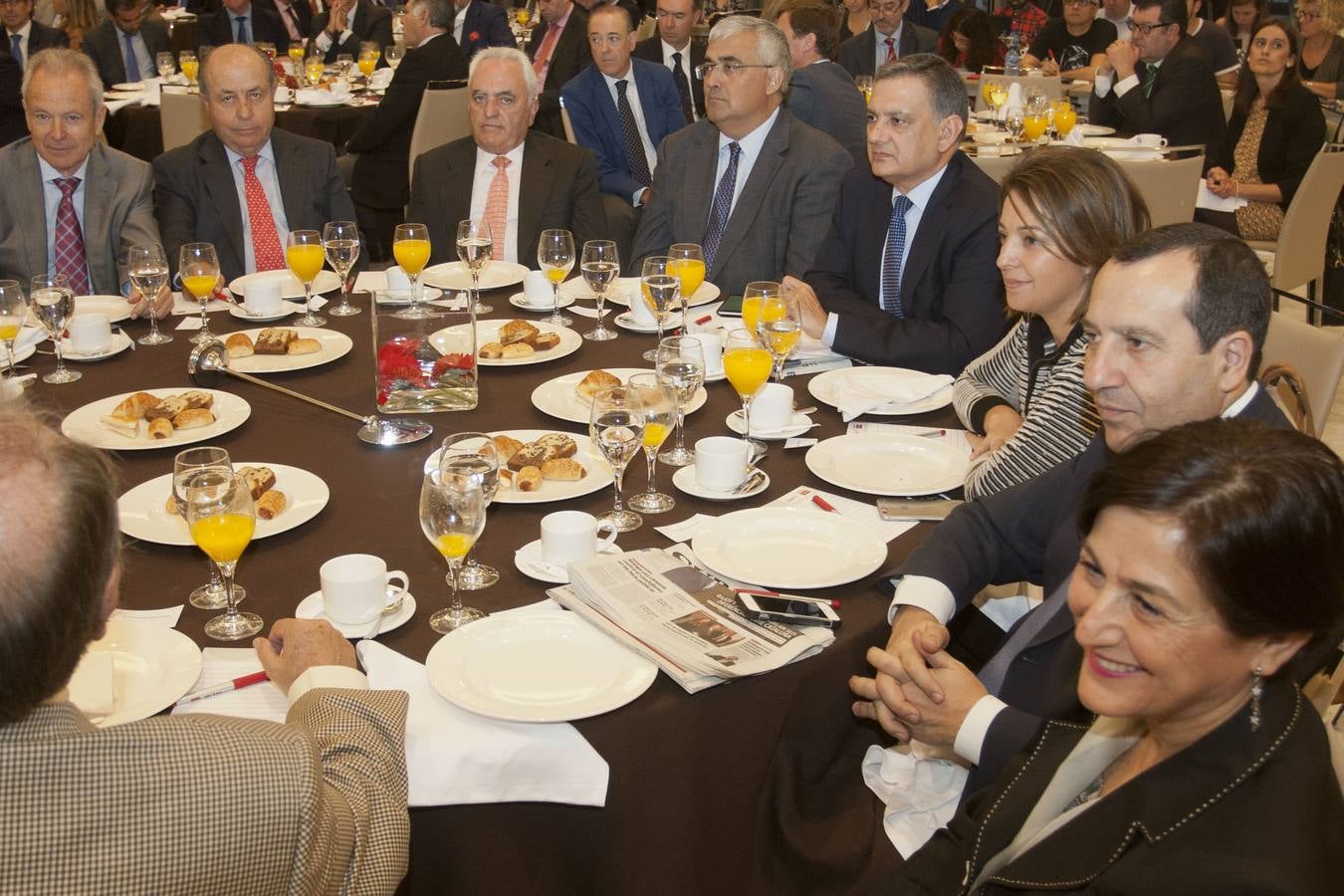 Mesas de invitados al foro de SUR &#039;Los retos de futuro&#039;