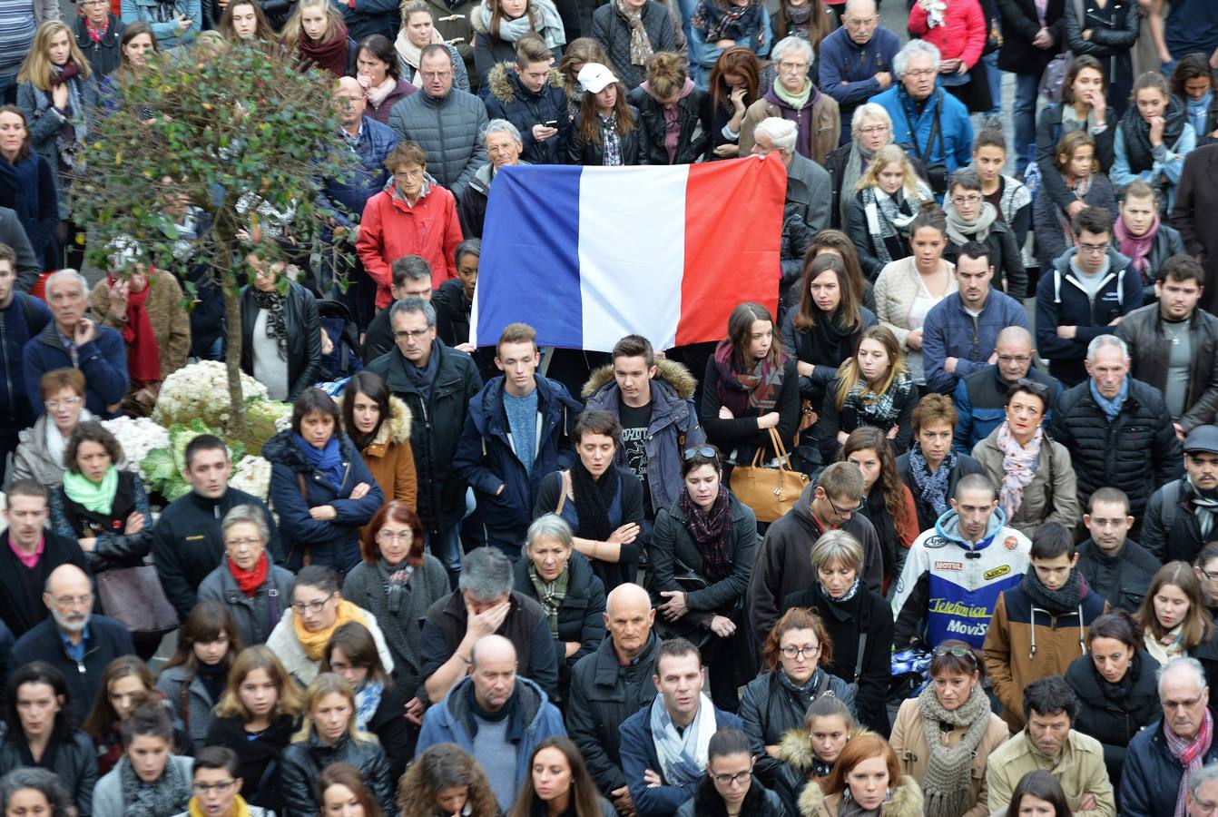 El mundo se vuelca con Francia