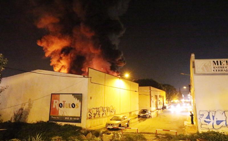 Incendio en el polígono El Viso
