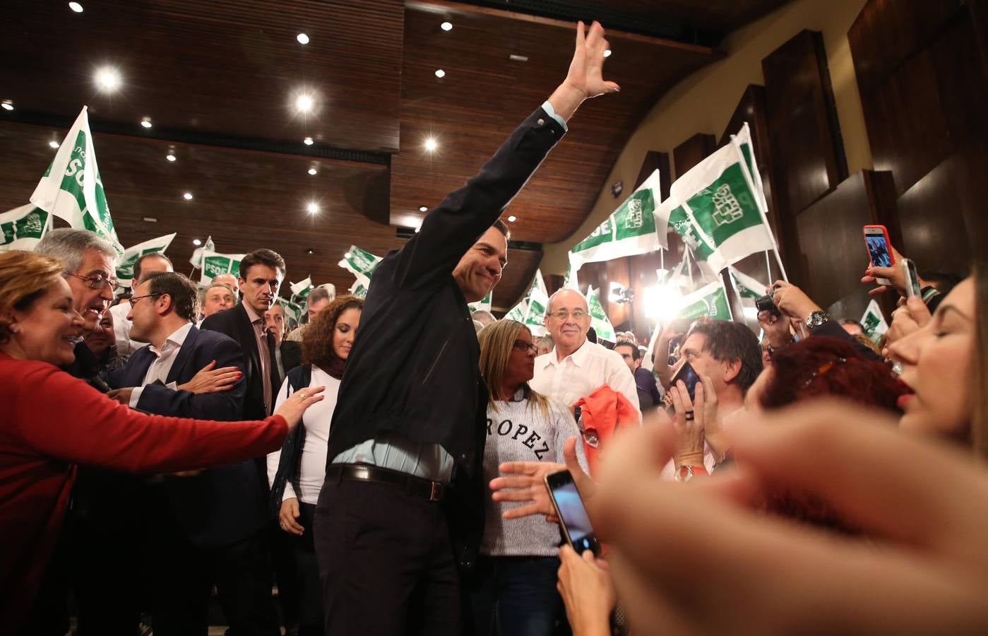 El mitin de Pedro Sánchez en Málaga, en fotos