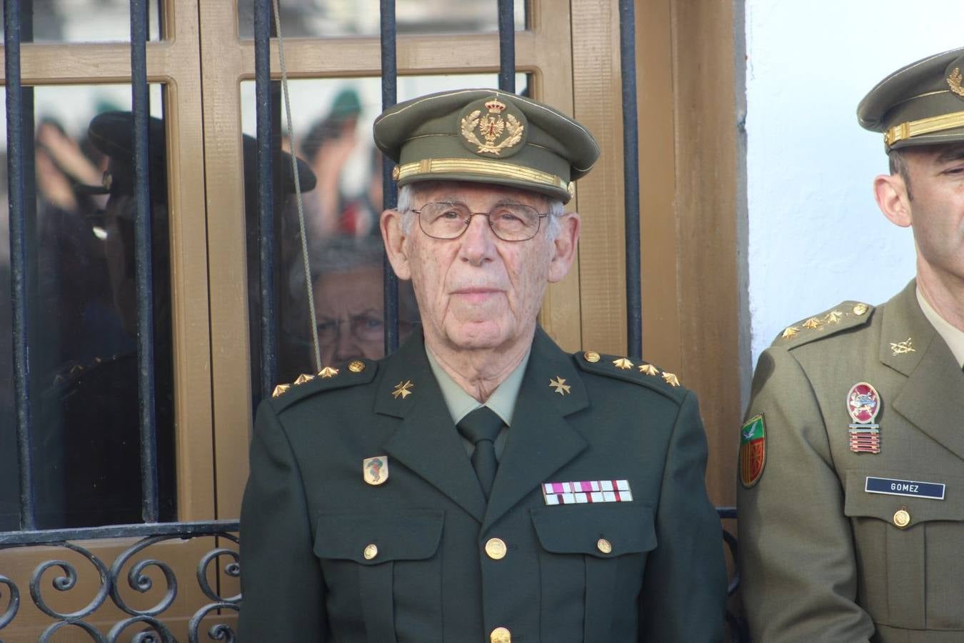 Homenaje al comandante Benítez en El Burgo