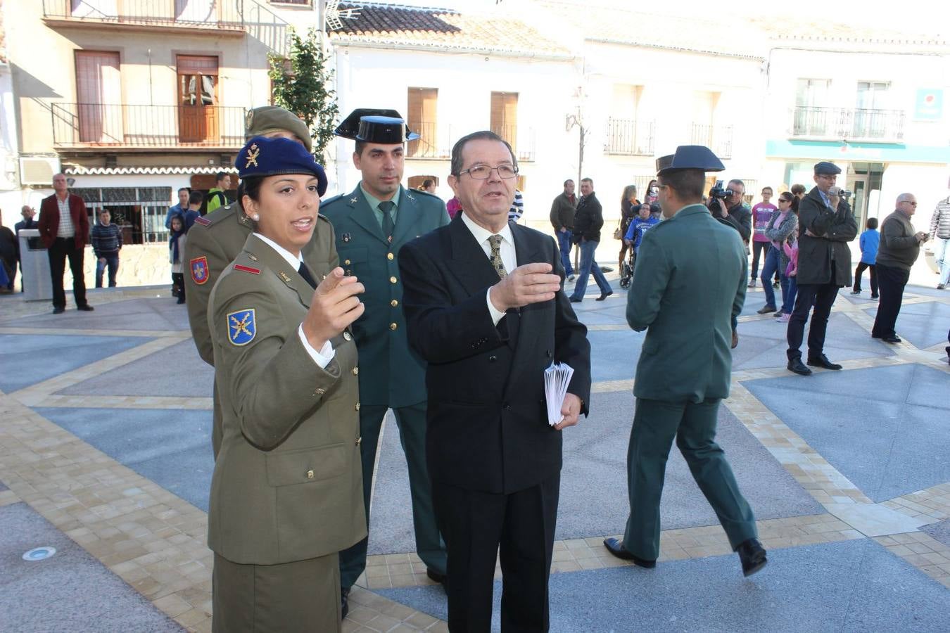 Homenaje al comandante Benítez en El Burgo