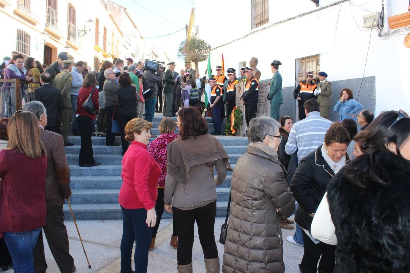 Homenaje al comandante Benítez en El Burgo