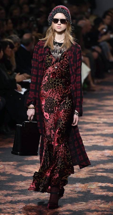 La moda del próximo otoño e invierno se exhibe en Milán