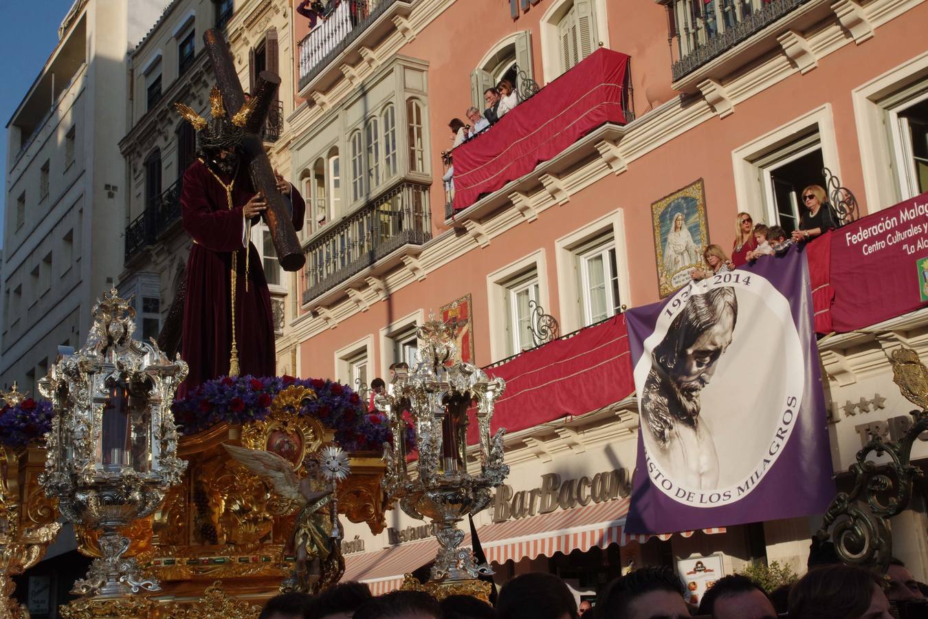 Viñeros, en procesión por Málaga