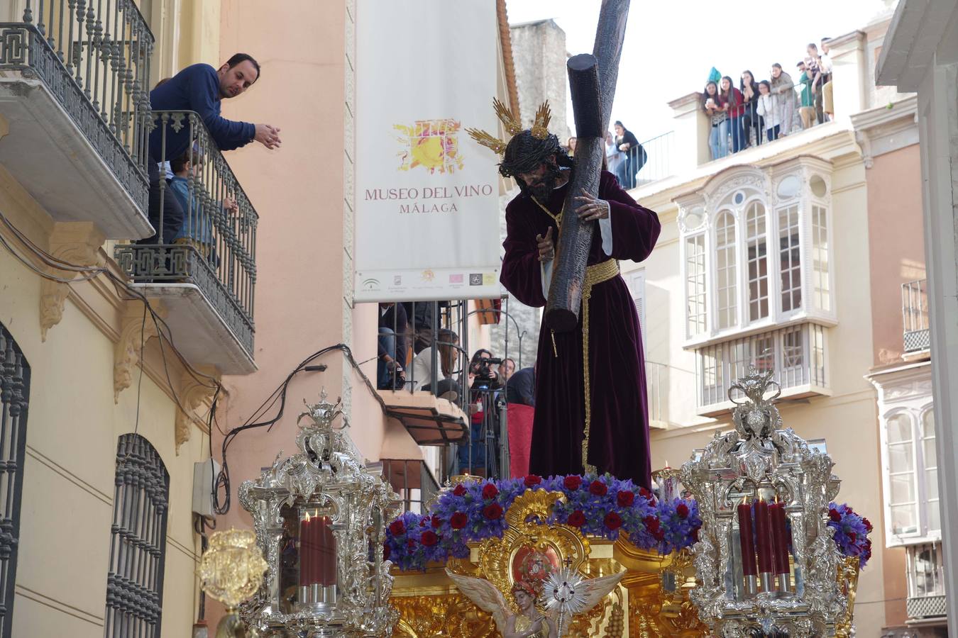 Viñeros, en procesión por Málaga