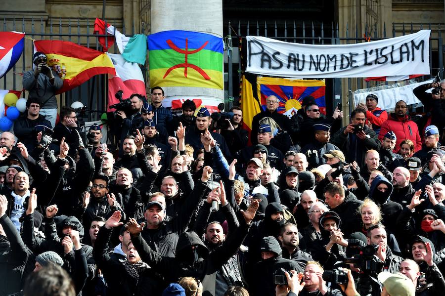 Tensión en el homenaje a las víctimas en Bruselas