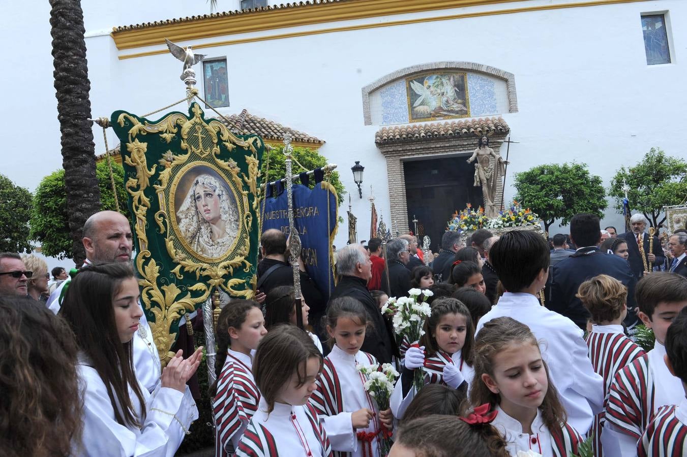 La procesión del Resucitado de Marbella, en fotos