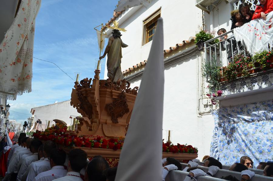 Así ha sido la procesión del Resucitado en Nerja