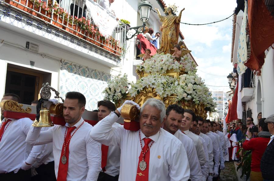 Así ha sido la procesión del Resucitado en Nerja