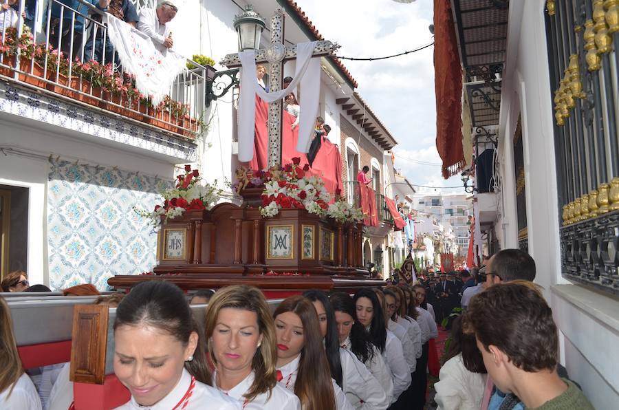 Así ha sido la procesión del Resucitado en Nerja