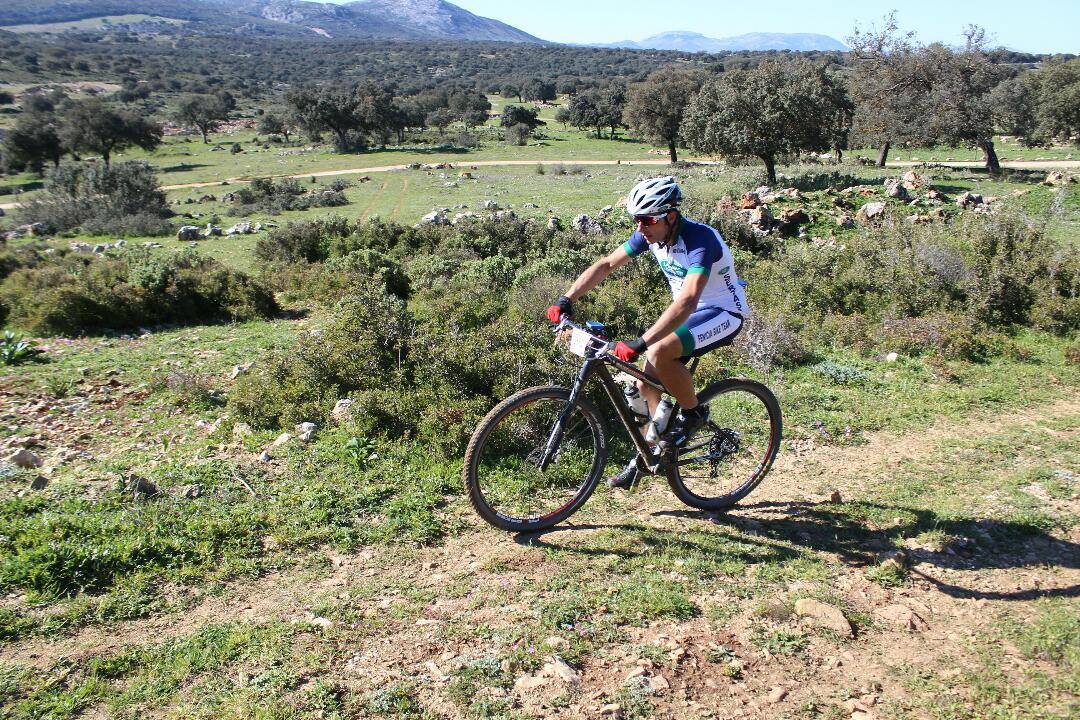 Ronda celebra el XII HOLE, una carrera que homenajea la labor del Tercio en la organización de los 101 kilómetros en mayo