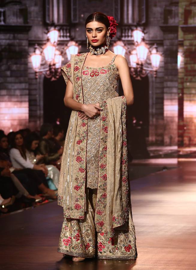 Así visten las novias en Pakistán