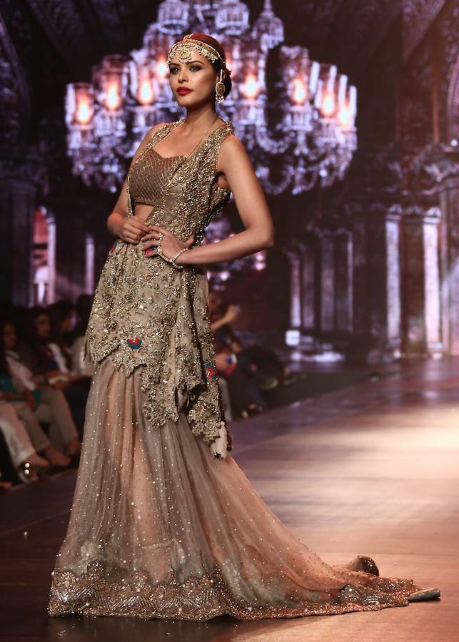 Así visten las novias en Pakistán