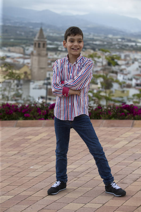 Fotos de Adrián Martín, el niño de Vélez-Málaga con voz de ángel