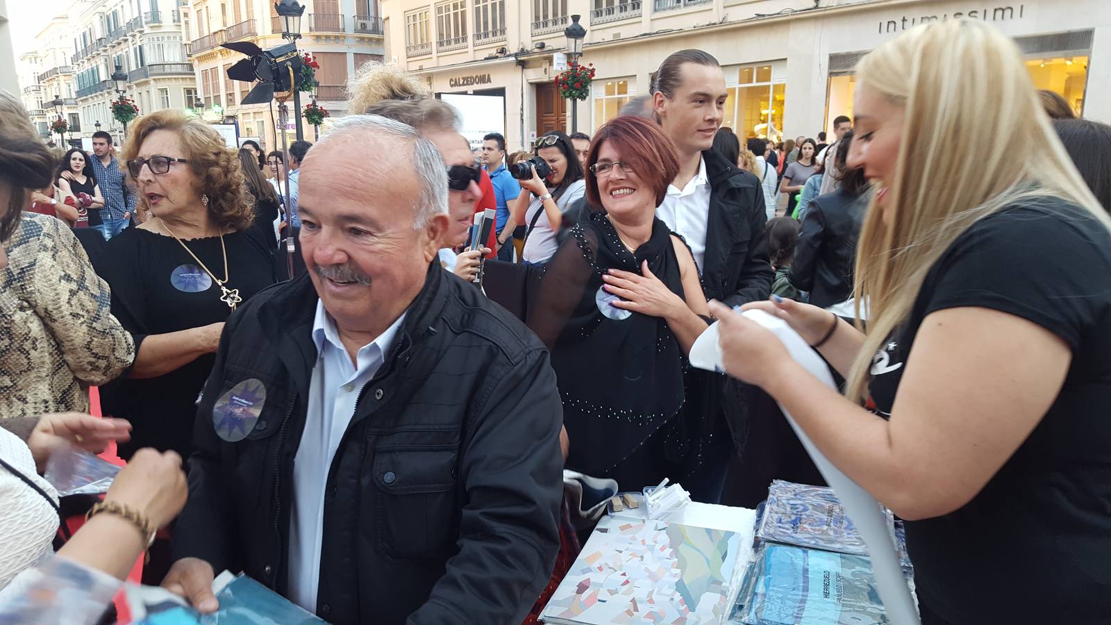 Noche en Blanco de colas y estrellas en Málaga