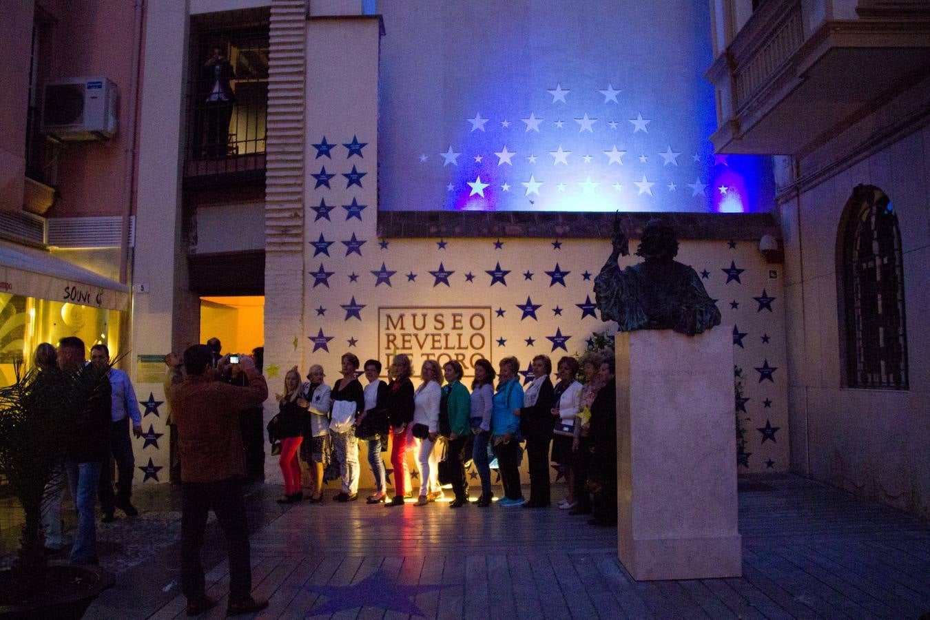 Música, arte y tricicoches en la Noche en Blanco