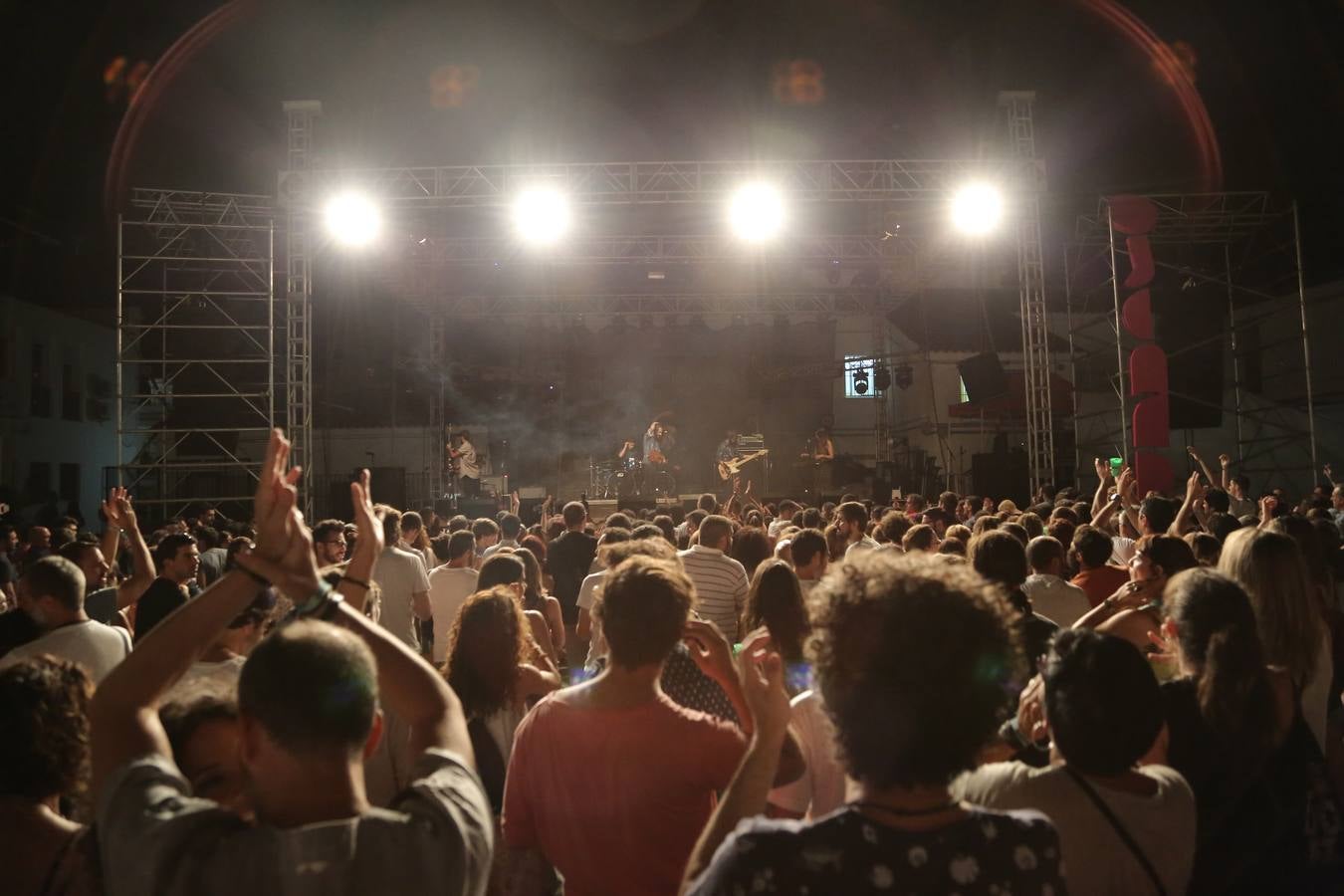 Jornada inaugural de Ojeando Festival 2016