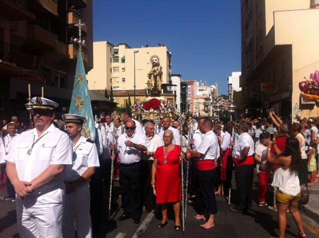 La Virgen del Carmen procesiona por las calles de El Palo