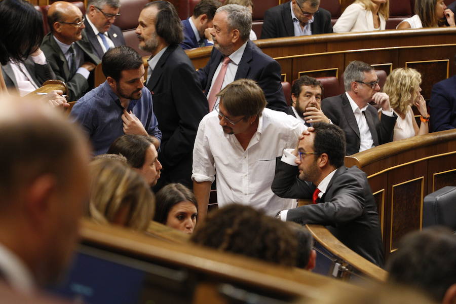 Un arranque de legislatura discreto y sin espectáculo