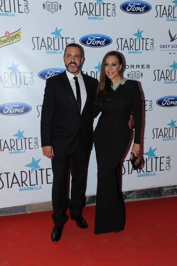 Las estrellas más solidarias en Starlite gala con Banderas