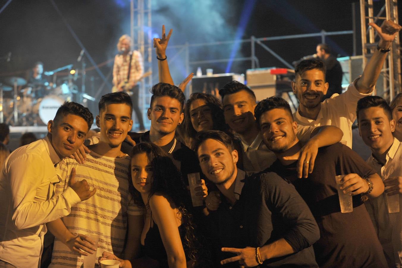 Shepherd, Full Laugh, Break the Senses y Neuman en la Juventud