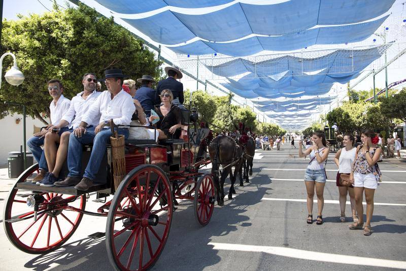 El calor no puede con las ganas de fiesta en el Real el viernes de día