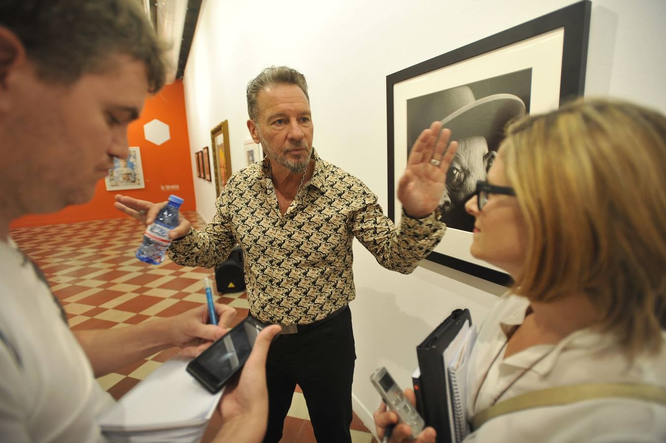 La exposición &#039;Malkovich, Malkovich, Malkovich&#039; llega a La Térmica bajo el objetivo de Sandro Miller