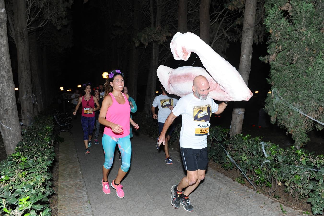 Pablo Ráez, protagonista en la carrera solidaria de Halloween en Marbella